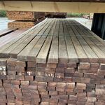 Ca. 280x Hardhouten Onderliggers Geschaafd, 40x70mm, lengte 335cm